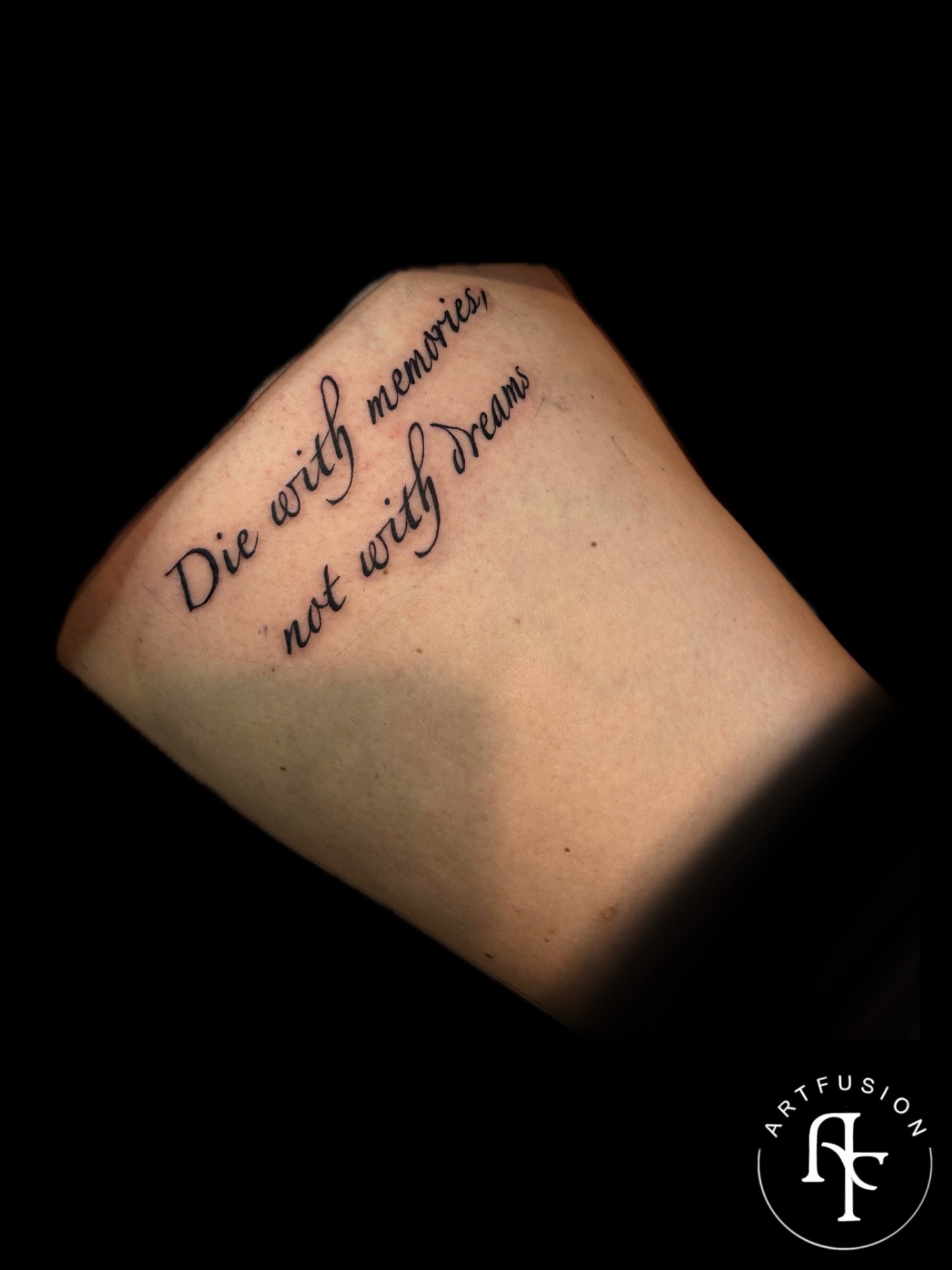 FINELINE tattoo stijl